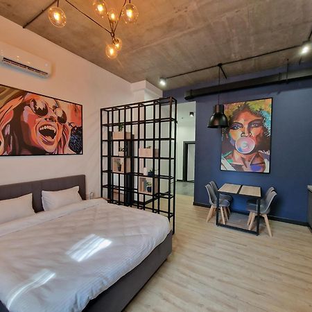 Apart Hotel Loft Almaty Luaran gambar