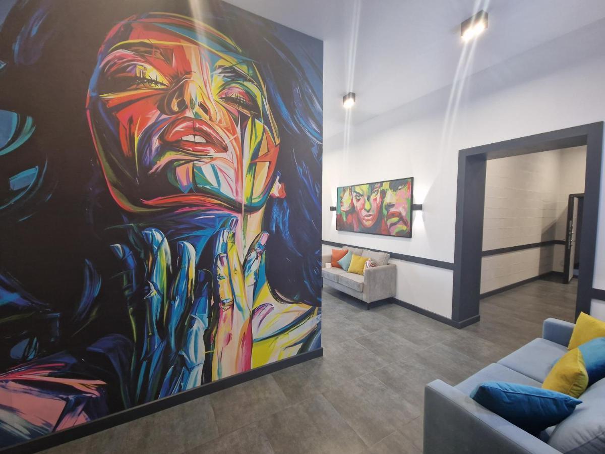 Apart Hotel Loft Almaty Luaran gambar